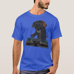 Dieser Welpe ist ein T-Shirt