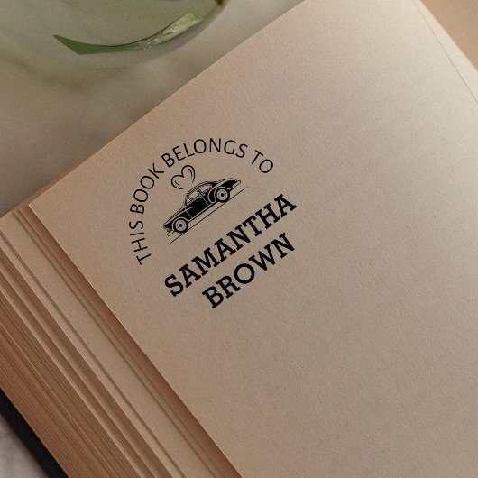 Dieses Buch gehört zum Namen des Autos. Gummistempel