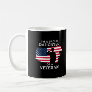 Dieses Design anpassen: Ich bin eine stolze Tochte Kaffeetasse