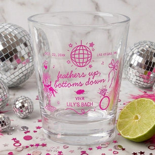 Dieses Eheweib ist ein Showgirl Junggesellinnenabs Schnapsglas