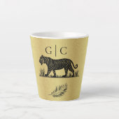 Dieses elegante Muster Gold Black Monogram Milchtasse (Vorderseite)