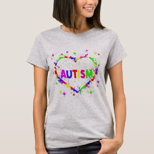 Dieses farbenfrohe Autismus Herz aus Puzzleteilen T-Shirt