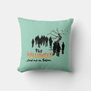 Dieses Halloween findet mich in Salem Kissen