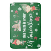 Dieses Haus steht unter der Aufsicht von Elf Weihn Badematte (Vorderseite Vertikal)