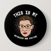 Dieses ist mein notorisches RBG Kostüm - Weiß -- Button (Vorderseite)