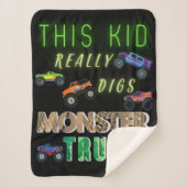 Dieses Kind bekommt wirklich Monster-LKW. Sherpadecke (Vorderseite)