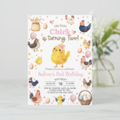 Dieses kleine Küken macht zwei Mädchen zum zweiten Einladung (Stehend Vorderseite)