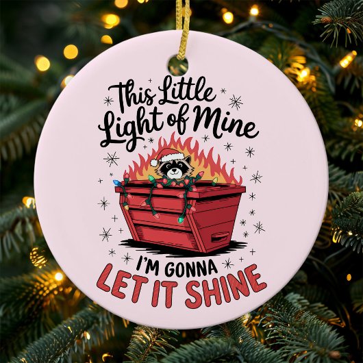 Dieses kleine leichte Raccoon Holiday Dumpster Feu Keramik Ornament