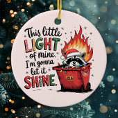 Dieses kleine Licht des Feuer-Raccoons von Mine Du Keramik Ornament