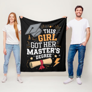 Dieses Mädchen hat ihren Master-Abschluss gemacht Fleecedecke