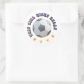 Dieses Mädchen kicks Balls Runder Aufkleber (Tasche)