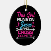 Dieses Mädchen läuft auf Jesus und Cross Country N Keramik Ornament (Rechts)