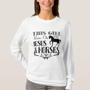 Dieses Mädchen läuft auf Jesus und Pferden - Reite T-Shirt