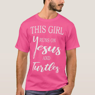 Dieses Mädchen läuft auf Jesus und Schildkröten T-Shirt