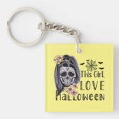 Dieses Mädchen Liebe Halloween Schlüsselanhänger (Vorderseite)
