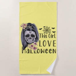 Dieses Mädchen Liebe Halloween Strandtuch