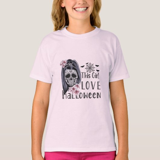 Dieses Mädchen Liebe Halloween T-Shirt (Vorderseite)