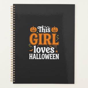 Dieses Mädchen liebt Halloween-Typografie SVG-Desi Planer