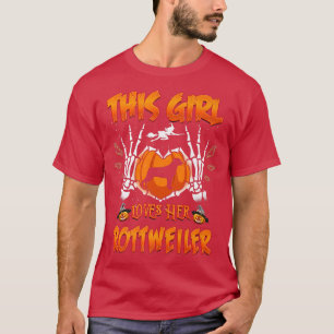 Dieses Mädchen liebt ihren Rottweiler-Hund Lustige T-Shirt