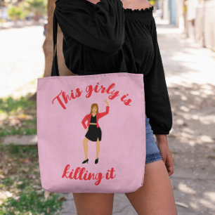 Dieses Mädchen tötet seine Totentasche Tasche