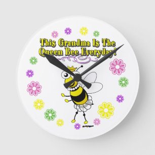 Dieses Oma ist die Queen Bee Alltag Bee Ring Runde Wanduhr