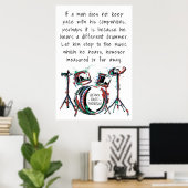 Different Drumbeat | Klassische Thoreau Quote Drum Poster (Heimbüro)