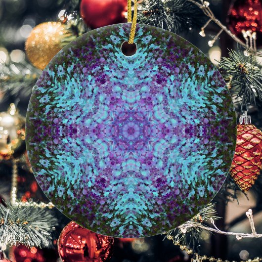 Digital Mandala Green Blue und Lila Keramik Ornament