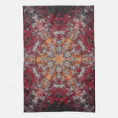 Digital Mandala Red White Orange und Black Geschirrtuch (Vertikal)