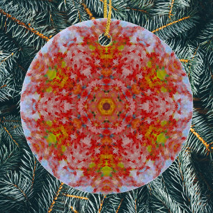 Digital Mandala Rot Gelb und Blau Keramik Ornament