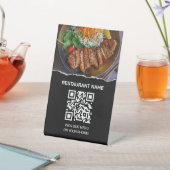 Digital Menu QR Code Pedestzeichen im Restaurant Sockelschild (In SItu)