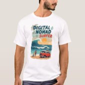 Digital Nomad Surfer Beach T-Shirt (Vorderseite)