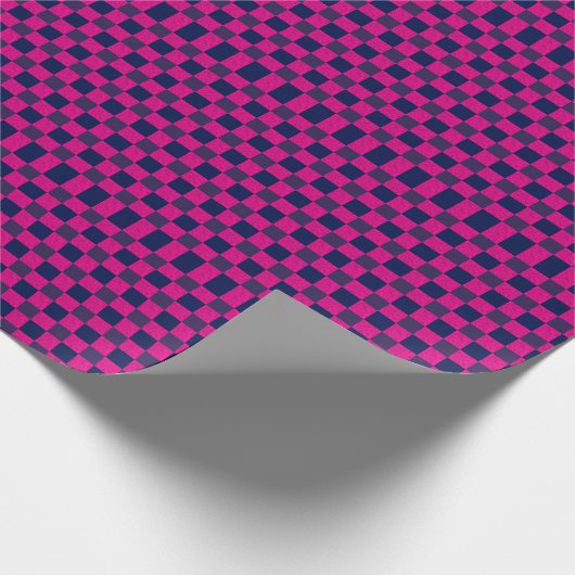 Digital Pixel Check Plaid Pink and Blue Geschenkpapier (Ecke)