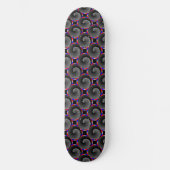 Digital Schachbrett Yin Yang von Kenneth Yoncich Skateboard (Vorderseite)