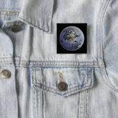 Digital verbesserte Abbildung der Vollerde Button (Beispiel)