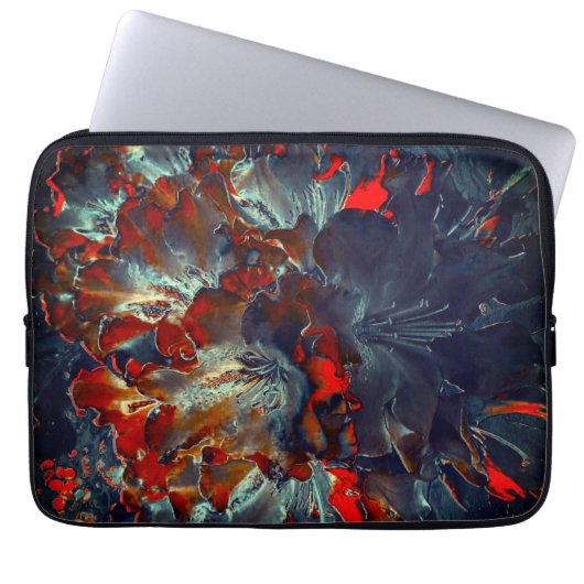 Digitale Blume in Asche und Kohle über Kohlen 3 Laptopschutzhülle (Vorderseite)