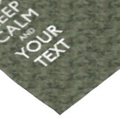 Digitale Camouflage Behalte Ruhe und Text Tischdecke (Schrägansicht)