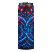 Digitale Festung: Der sichere Strom Thermosbecher (Rückseite)