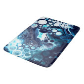 Digitale Fluid Art aus dunkelblauem Marmor Badematte (Schrägansicht)