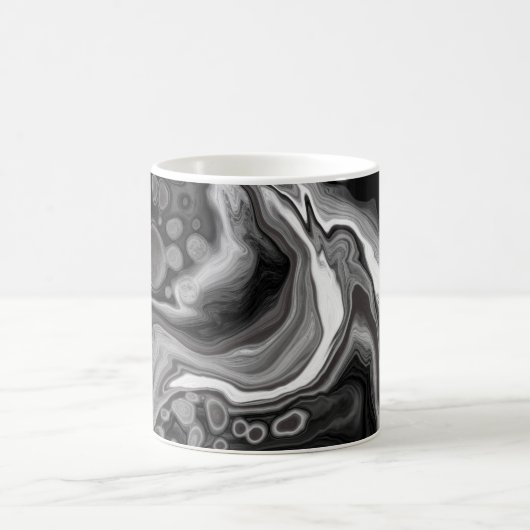 Digitale Fluid Art aus schwarzem und weißem Marmor Kaffeetasse (Mittel)