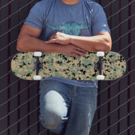 Digitale Tarnung – Tan-Grün MED-Tarnmuster Skateboard