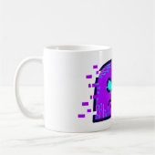 Digitaler Charakter mit Cyberpunk Neon Butterfly Kaffeetasse (Links)