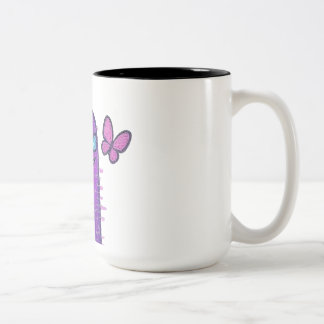 Digitaler Charakter mit Cyberpunk Neon Butterfly Zweifarbige Tasse
