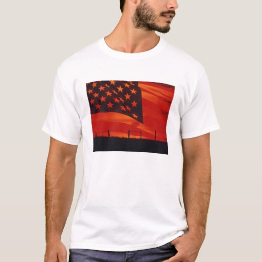 Digitaler Verbund der amerikanischen Flagge T-Shirt (Vorderseite)