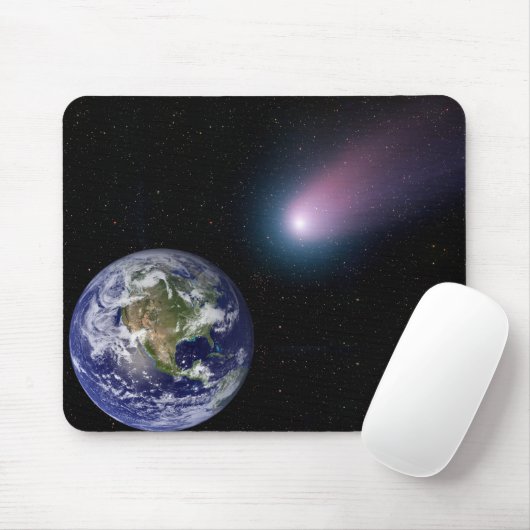 Digitales Composite eines Kometen, der sich in Ric Mousepad (Mit Mouse)