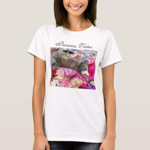 Dilemma der Princess Tatus Katze mit Diva Hats T-Shirt