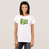 Dill Pickles Lovers Gift - Funny Cartoon Designs T-Shirt (Vorne ganz)
