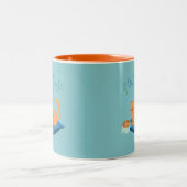 Dilly Dallying Orange Cat Zweifarbige Tasse (Mittel)