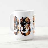 Dimensional Orange Schwarze Basketball Nummer 33, Kaffeetasse (Vorderseite Links)