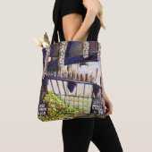 Dimensionen der Neugier Tasche (Von Nahem)