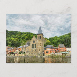 Dinant bildet den Fluss Maas Postkarte